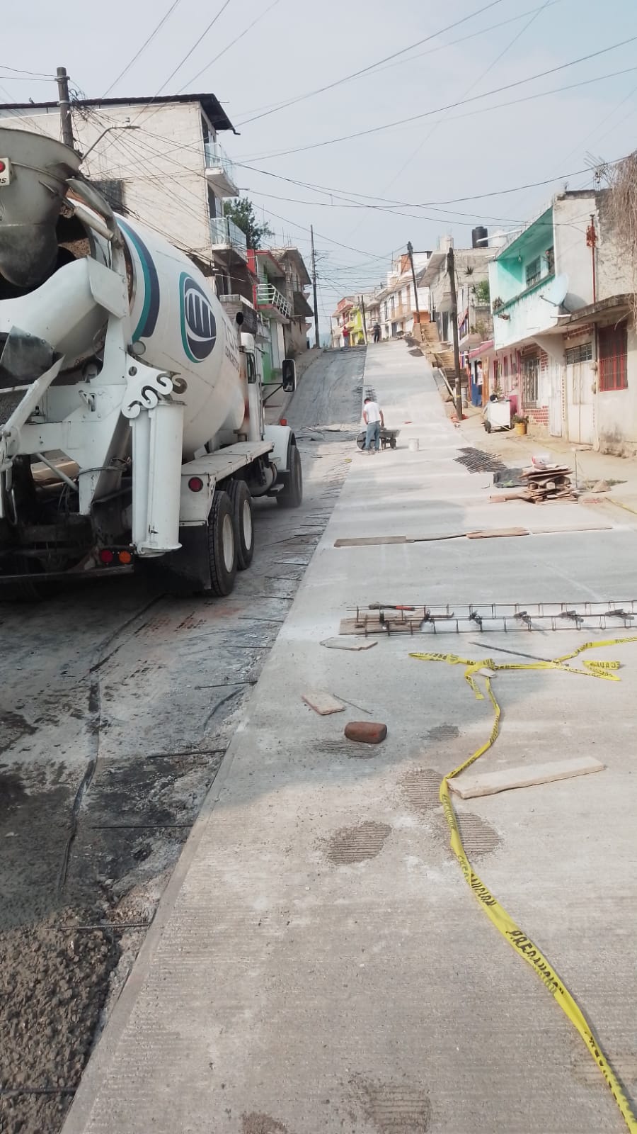 Pavimento de concreto hidráulico para calle urbana Calle Maya en Xalapa Veracruz - Foto 2 de Top Concretos